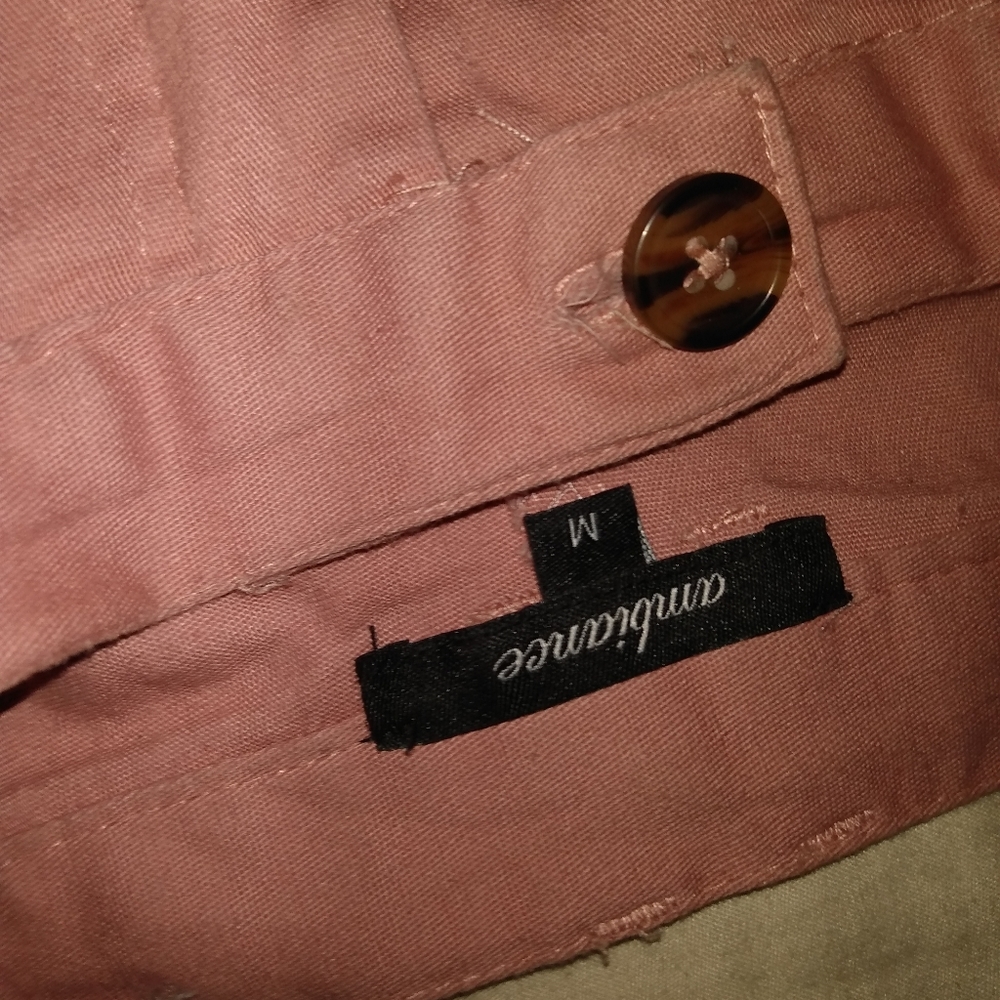Shorts - Picture 2 of 4